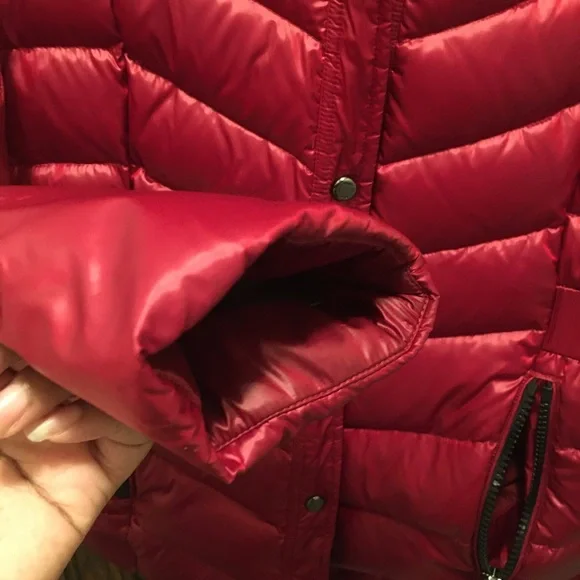 Calvin Klein Red Puffer Jacket - Picture 9 of 11
